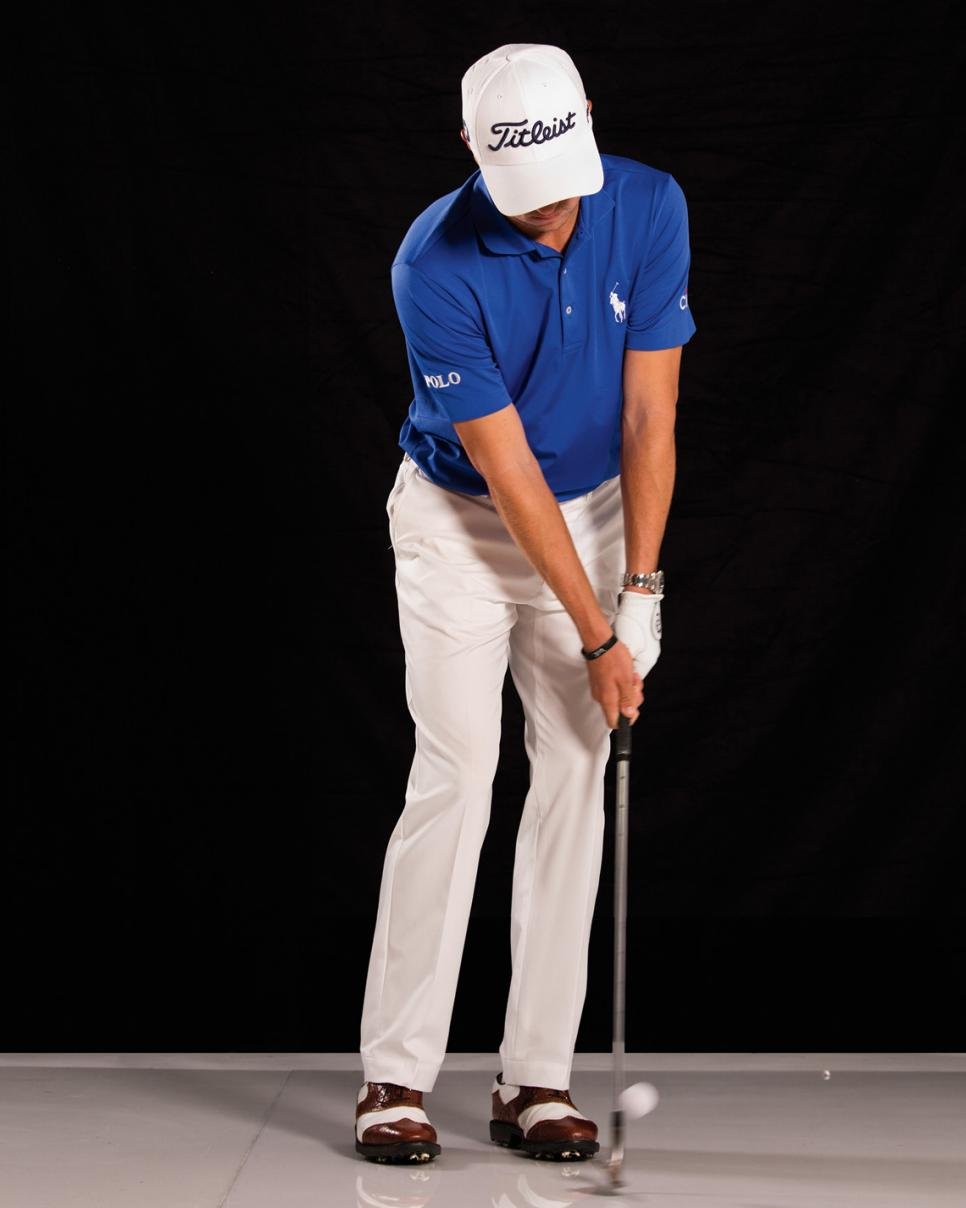 Justin Thomas chipping