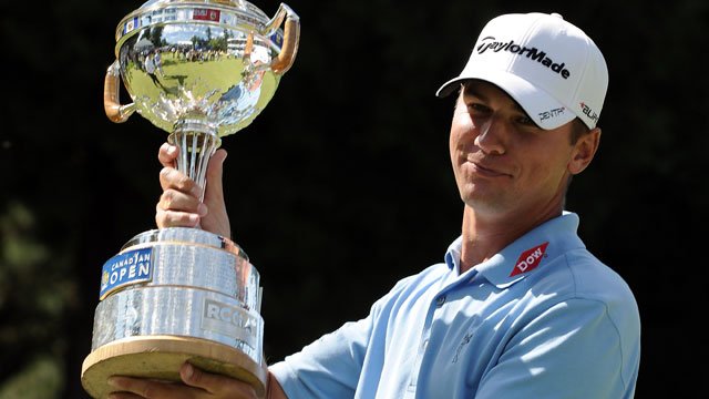 O'Hair holds RBC Canadian Open trophy