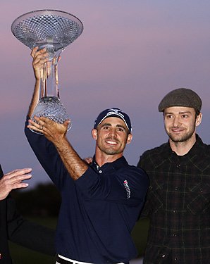 Jonathan Byrd gets trophy in Vegas