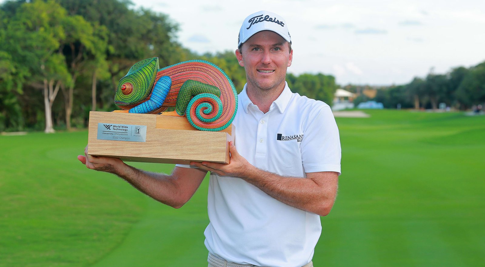 Russell Henley with WWT trophy