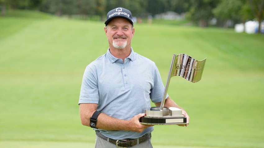 Defending champion Jerry Kelly