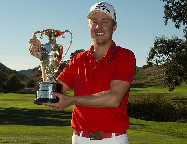 Blixt with trophy