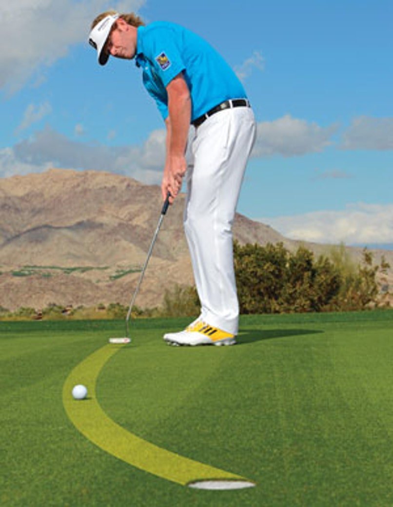 Snedeker putting, looking back from the hole