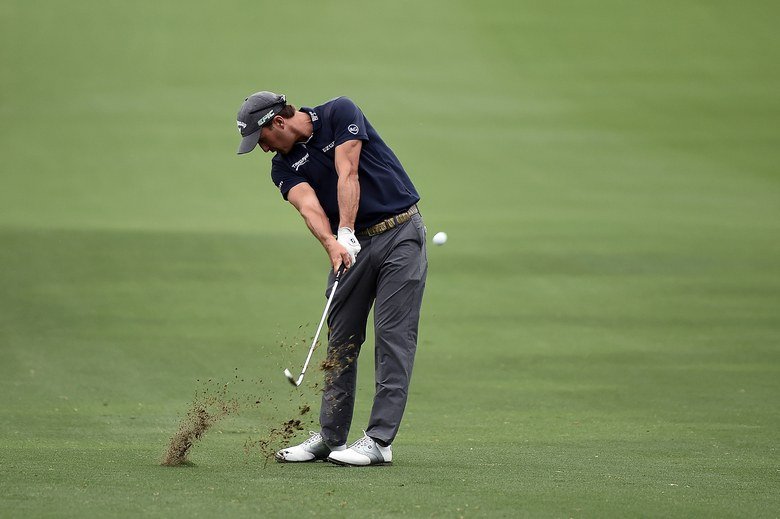 Kevin Kisner just after impact