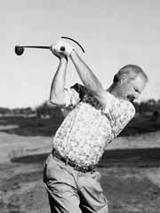 Gary McCord demonstrates a bowed wrist