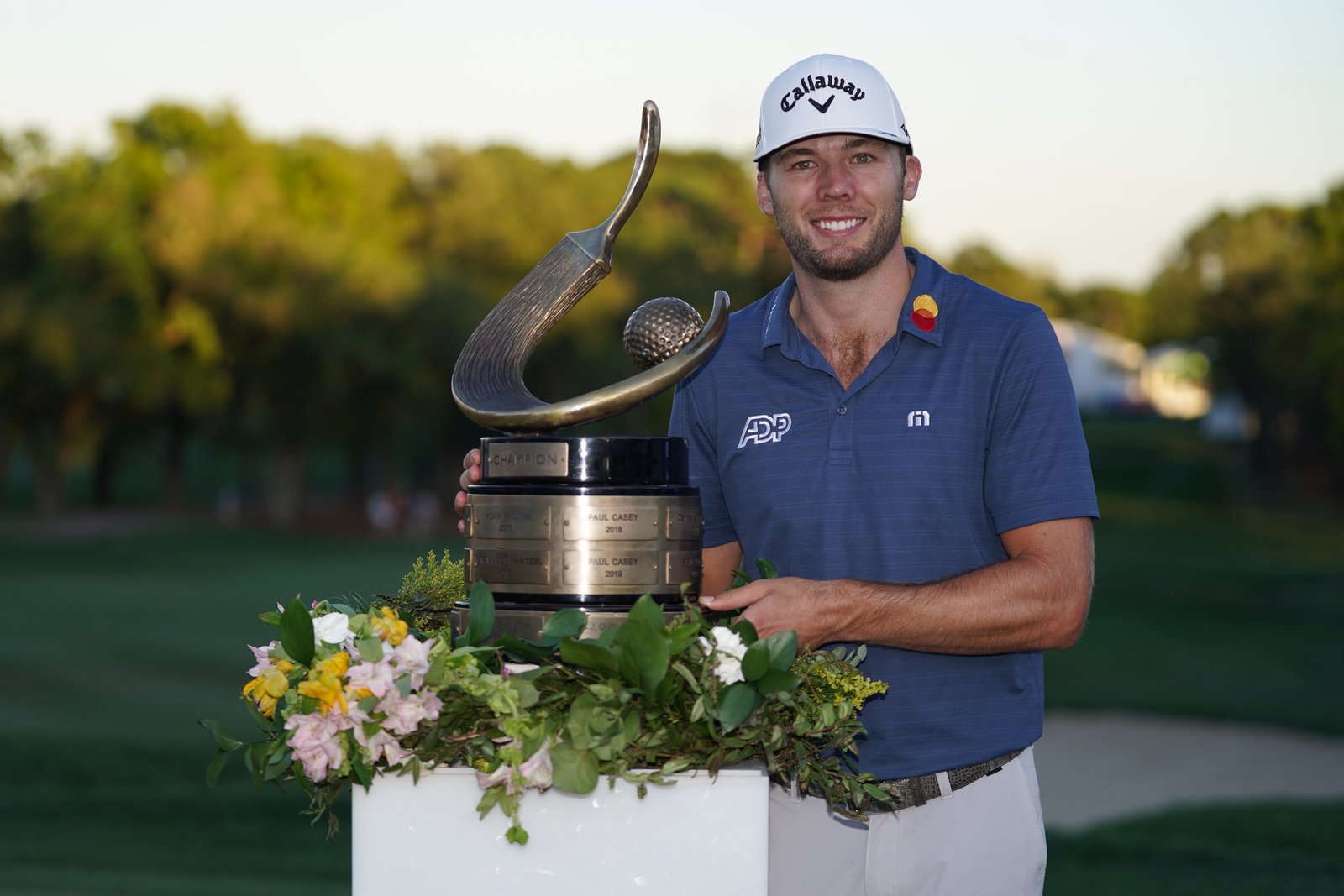 Sam Burns with Valspar trophy